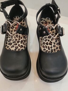 Sprite Mary Jane Platform